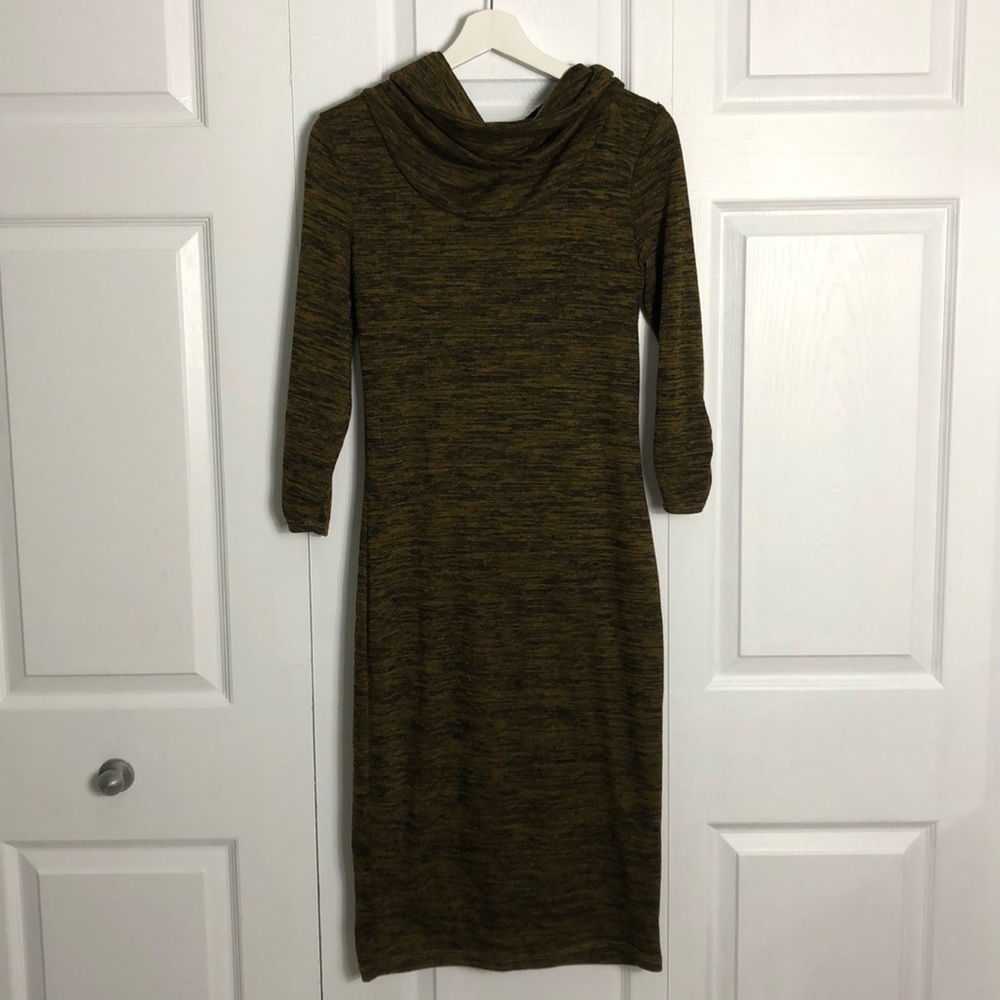 💜 S 💜 NWT Dress Cowl Neck Midi Dress 3/4 Sleeve Knit Stretchy​